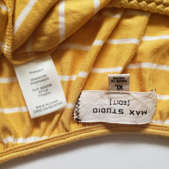 MAX STUDIO Golden Yellow Top - Size XL - Picture 6 of 8